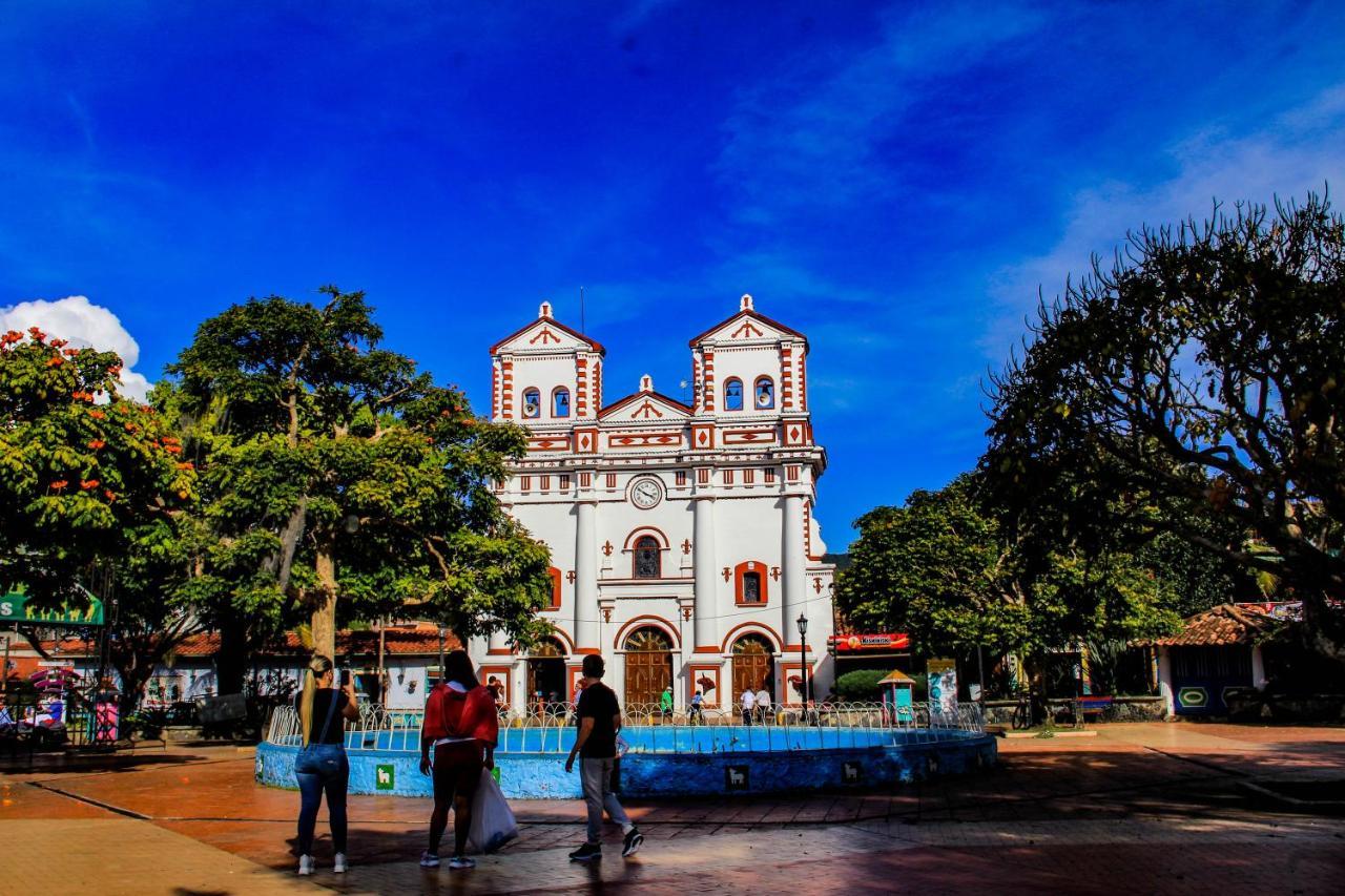 Hotel Real Guatapé Exteriér fotografie